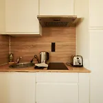 Studio-balcon Center Of *