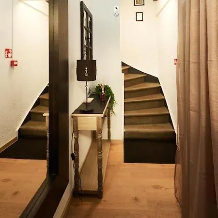 Apartament Studio-balcon Center Of Mons